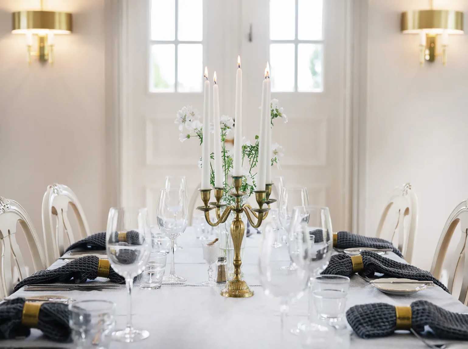 A Night Out in Trollhättan: Dining at Local Bars and Restaurants